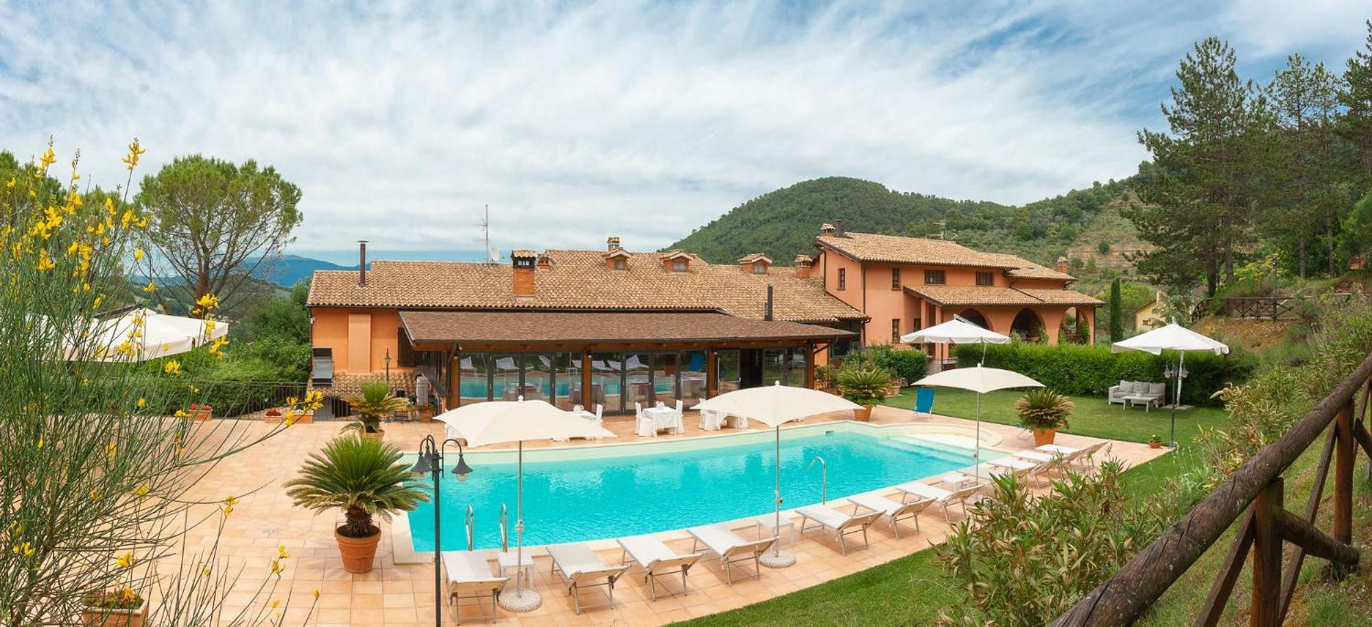 Hotel La Fattoria San Giovanni Di Baiano Exterior photo